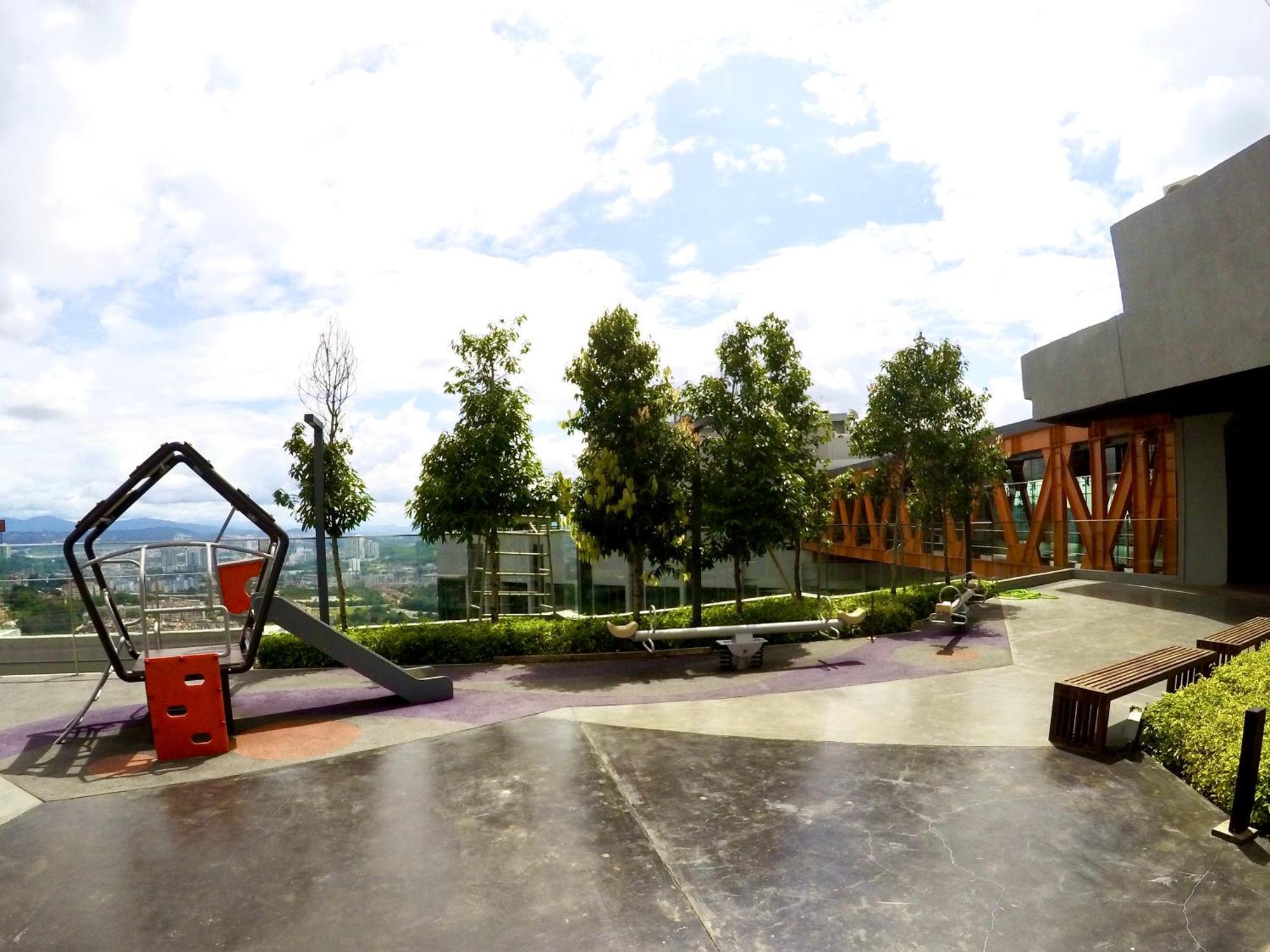 Ekocheras Suites, 1-4 Pax Pangsapuri
